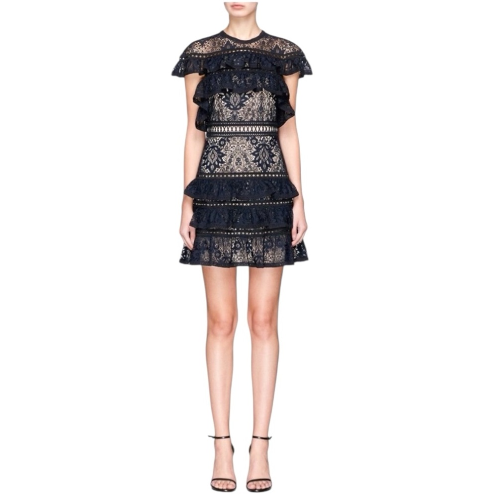Alice + Olivia Jolie Lace dress US 4